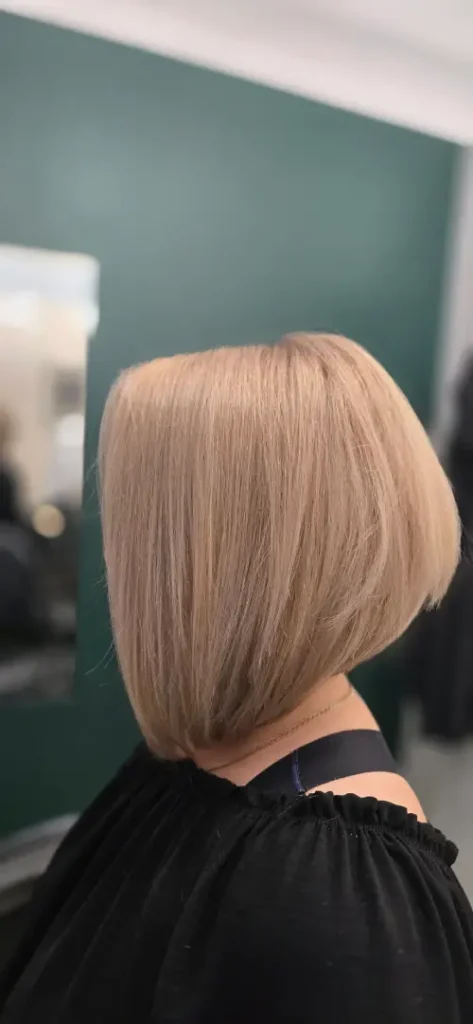 Strzyżenie & koloryzacja włosów